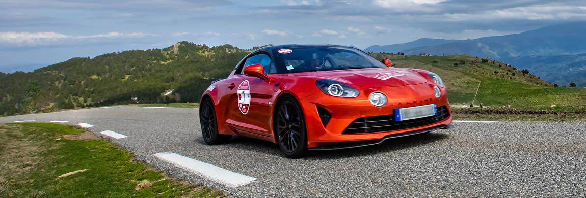 2026 slides GT Tour voitures 1150x390px 08